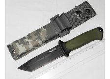 Нож  Gerber, в пластиковом чехле, цельнометаллич, резиновая рукоять. G02B