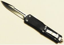 Нож выкидной Microtech Single Front черный